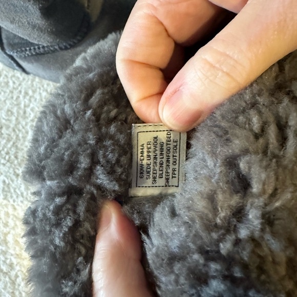 Bearpaw winter boots - Picture 2 of 8